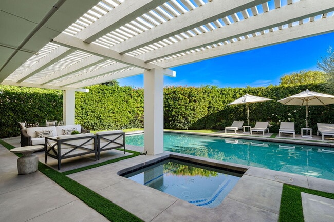 Building Photo - 6 Exeter Ct