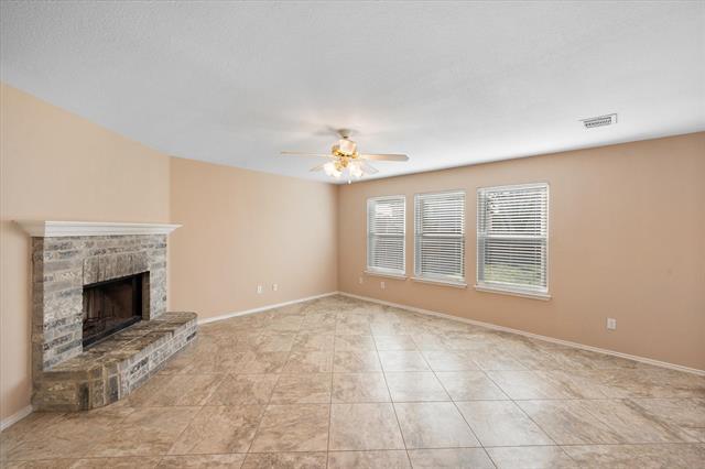 Building Photo - 1049 Triple Crown Dr