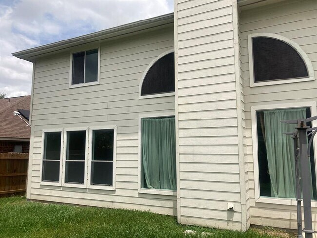 Building Photo - 8522 Chickamauga Ln
