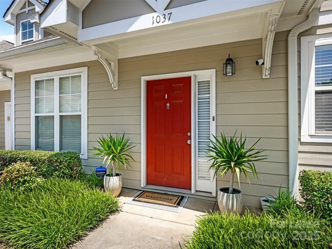 Building Photo - 1037 Davant Ln