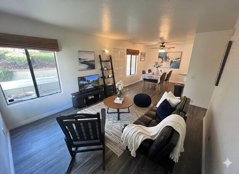 Building Photo - 25713 Sycamore Pointe