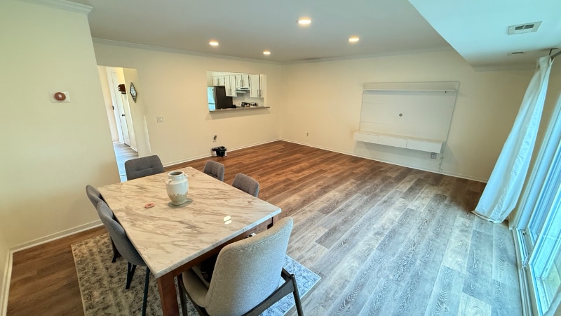 Building Photo - 17411 Pipers Way