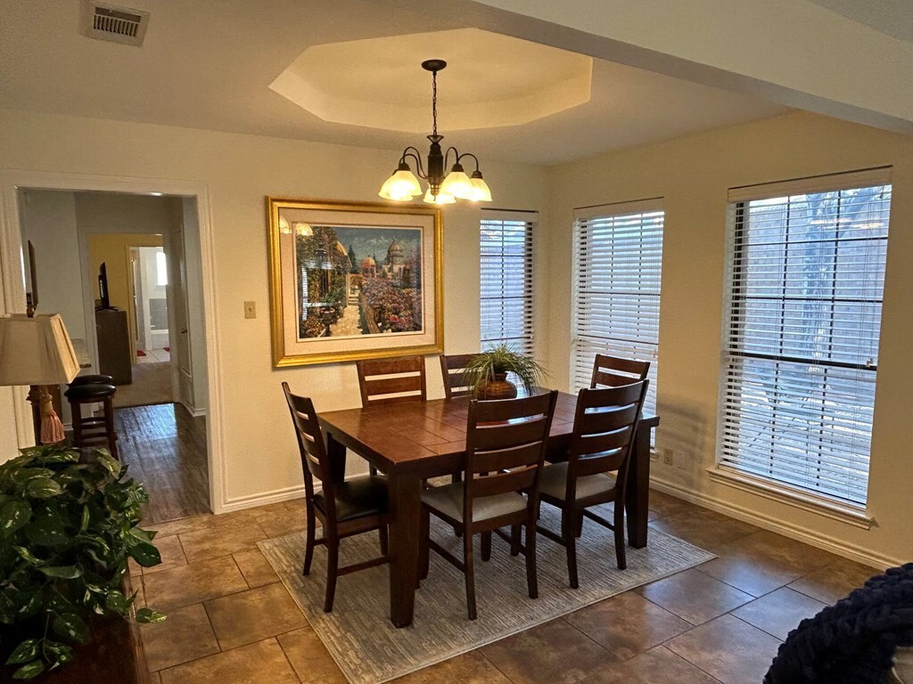 Building Photo - 33 Cibola Ct