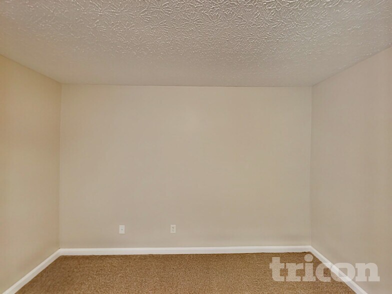 Building Photo - 4930 Heritage Valley Dr