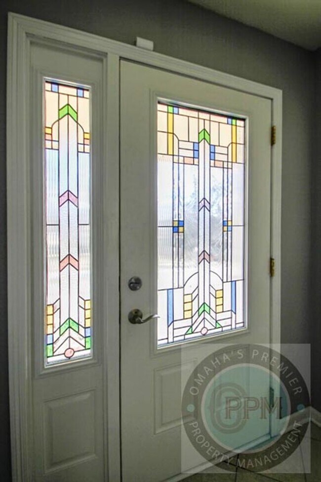 Building Photo - Beautiful and Spacious 3 Bd/3Ba with finished basement