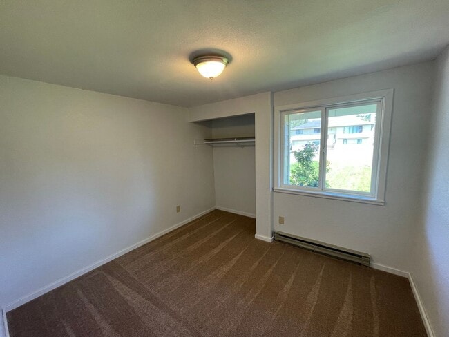 Building Photo - 2409 32nd St