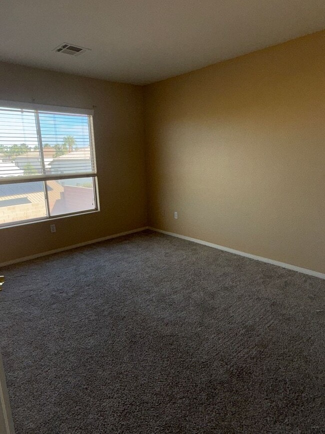 Building Photo - Two Story Single Family Home