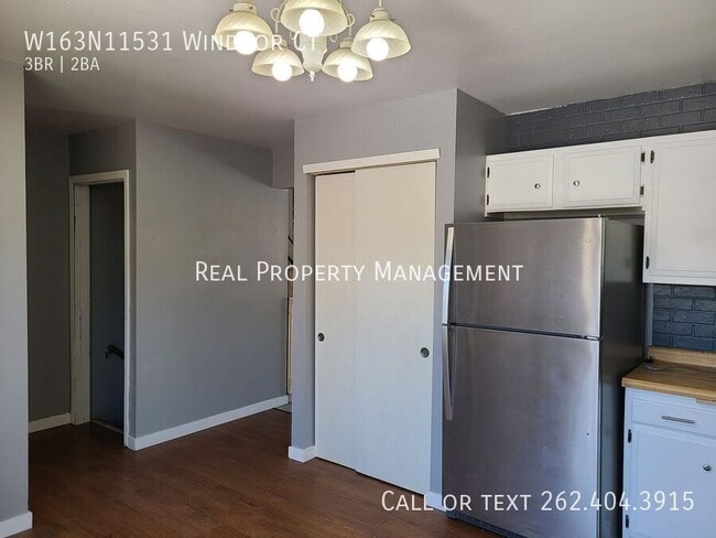 Building Photo - W163N11531 Windsor Ct