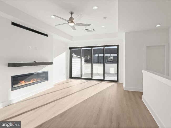 Building Photo - 14920 Dispatch St