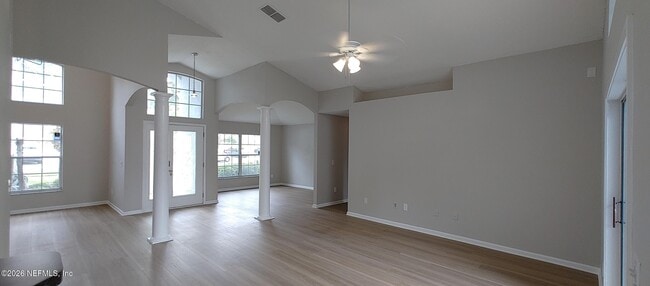 Building Photo - 11816 Collins Creek Dr