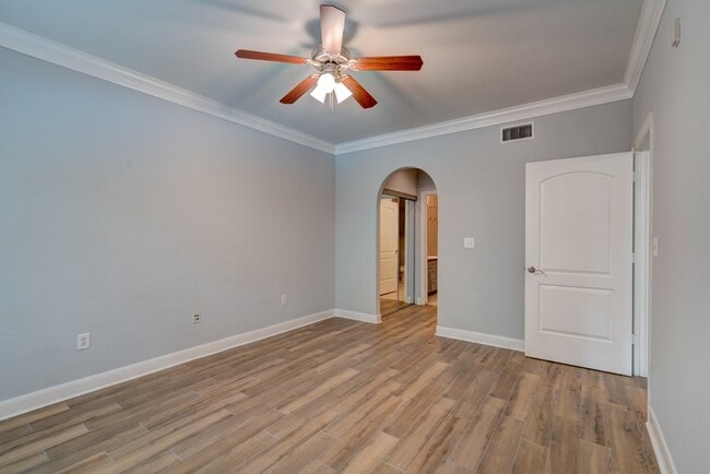 Building Photo - 2299 Lone Star Dr