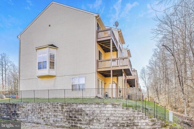 Building Photo - 8427 Carmela Cir