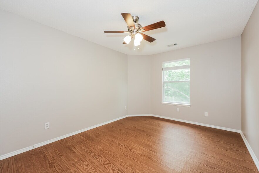 Building Photo - 4110 Baccarat Dr
