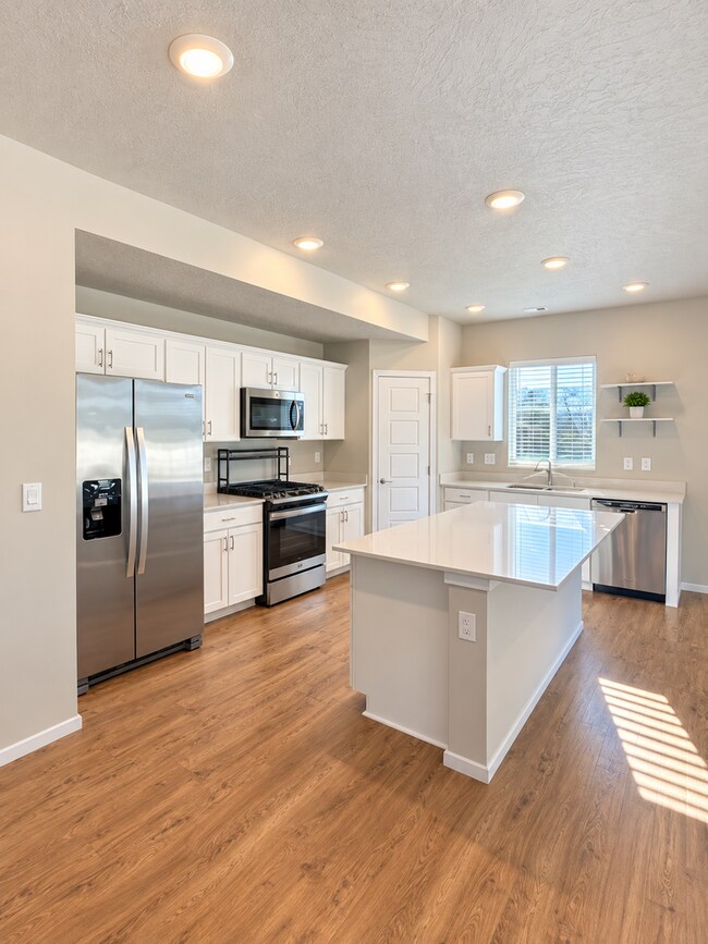 Building Photo - 8218 S Allora Ct