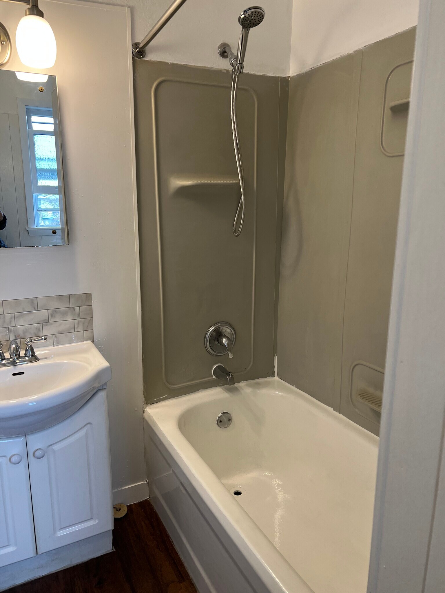 Building Photo - 2655 S 14th St