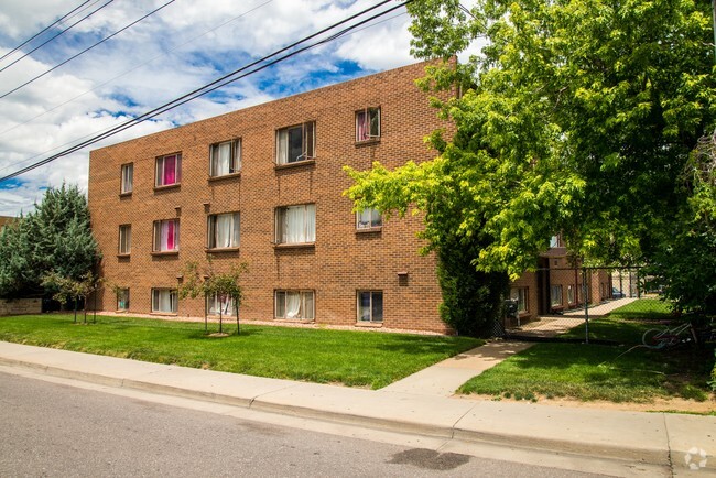 Building Photo - Queen Elizabeth Apartments