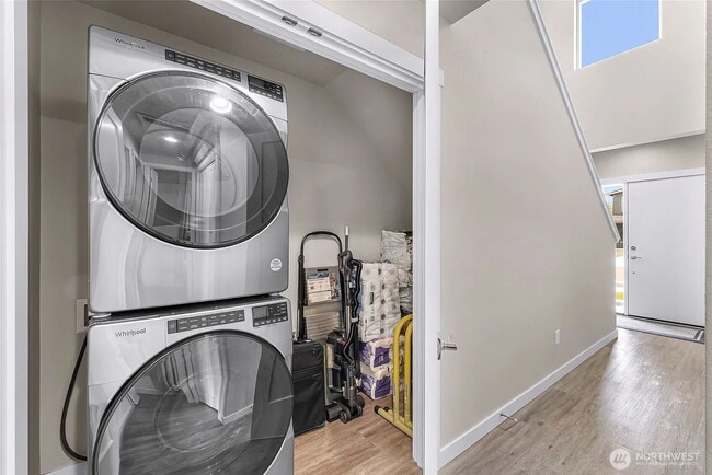Building Photo - Modern 3-bedroom with Fully Fenced Yard in...