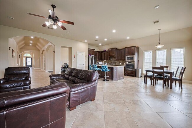 Building Photo - 20267 Ivory Valley Ln
