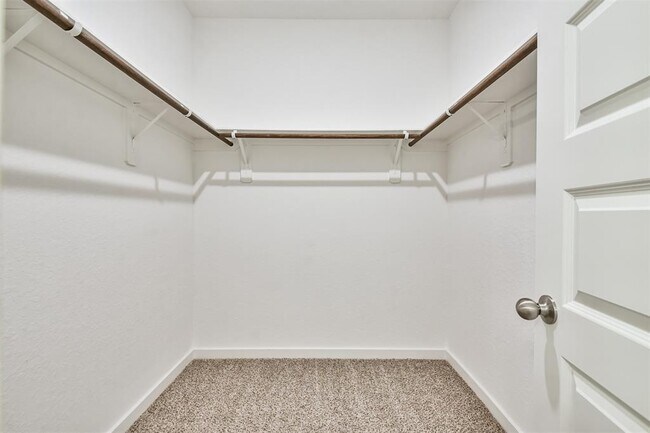 Building Photo - 25129 Pacific Wren Dr