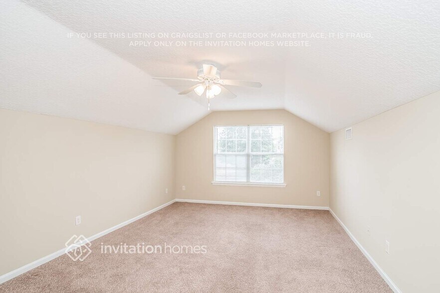 Building Photo - 428 Mistwood Ct