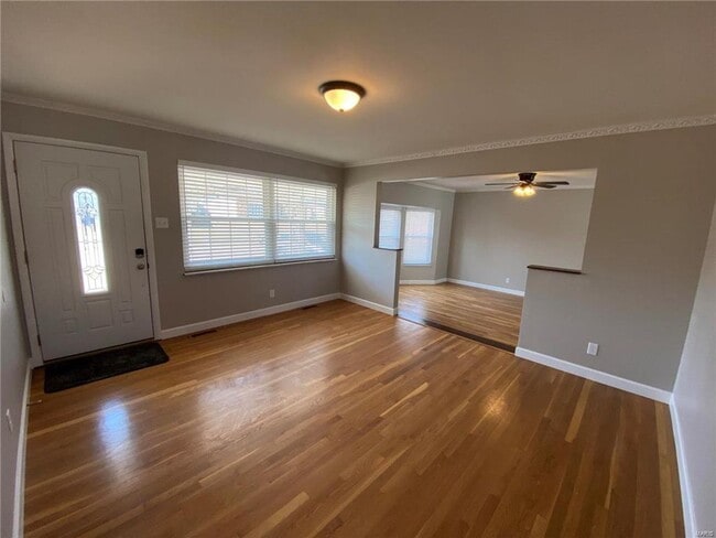 Building Photo - 9511 Antigo Dr