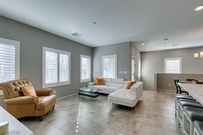 Building Photo - 545 Teovani St