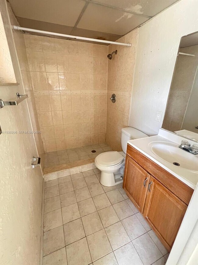 Building Photo - 8600 SW 133rd Avenue Rd