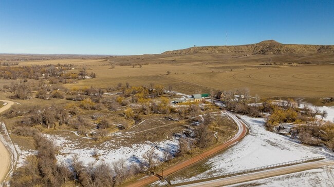 Building Photo - 86 Peno Rd