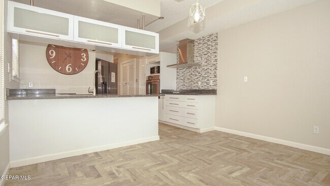 Building Photo - 2008 Rogelio Ave