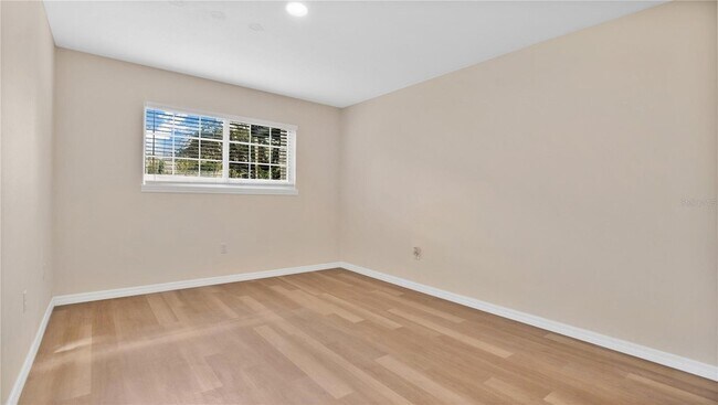 Building Photo - 1695 Lee Rd