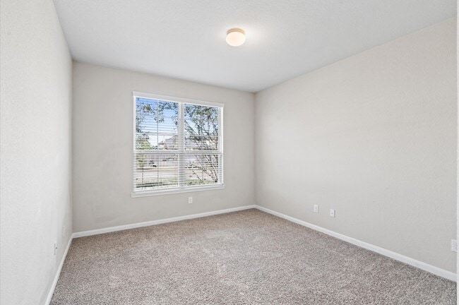 Building Photo - 410 Richfish Run Drive