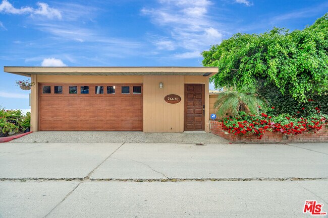 Building Photo - 26636 Latigo Shore Dr