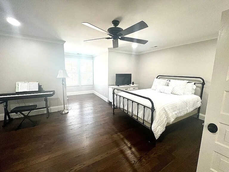 Building Photo - 613 S Fulton St