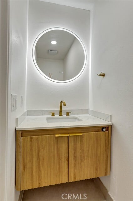 Building Photo - 26191 Sanz