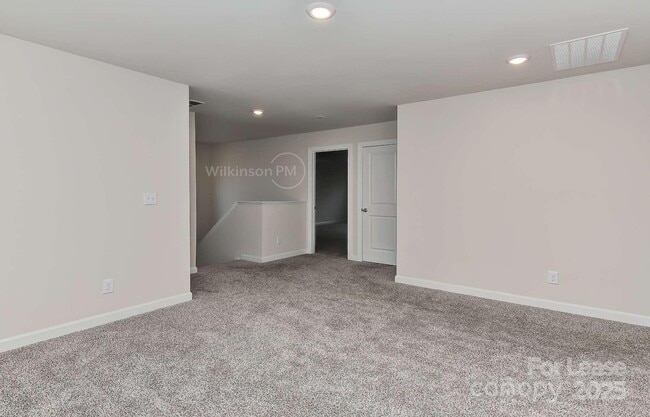 Building Photo - 4104 Armstrong Farm Dr