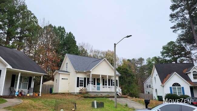 Building Photo - 1721 E Lenoir St