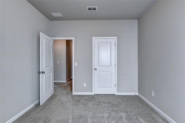 Building Photo - 1541 Winding Rdg Trl