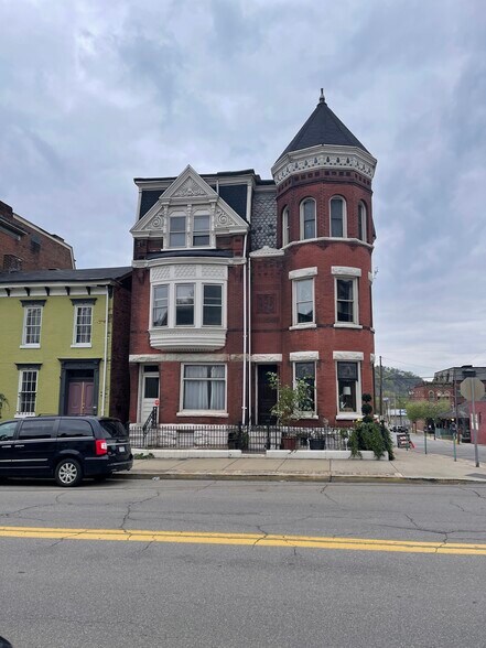 Building Photo - 2303 Chapline St