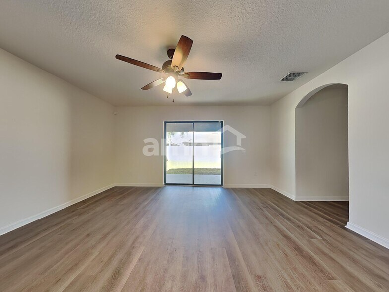 Building Photo - 631 Chatham Walk Dr