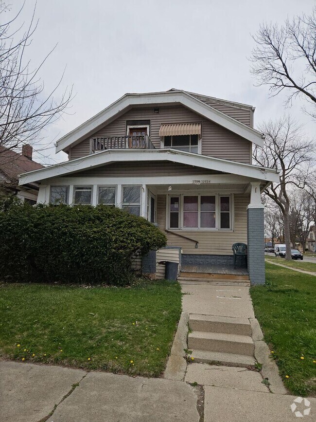 Building Photo - 3202 W Fairmount Ave