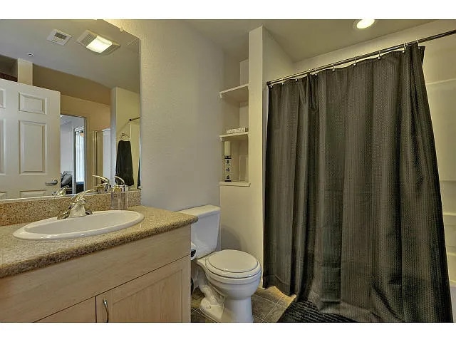 Building Photo - Top-Floor Corner Unit with Scenic Views | The Sonora, San Jose