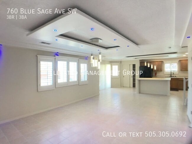 Building Photo - 760 Blue Sage Ave SW