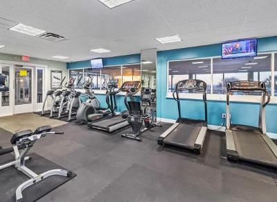 Building Photo - 880 Mandalay Ave