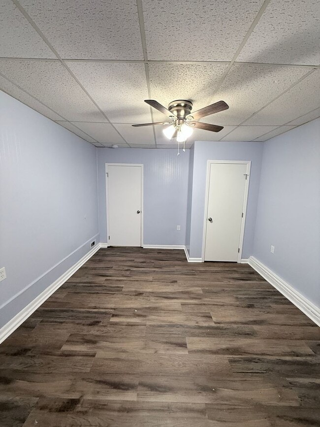 Building Photo - Completely updated 3br+bonus/2ba home in convenient location