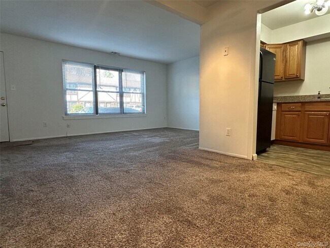 Building Photo - 88 Bailey Ct