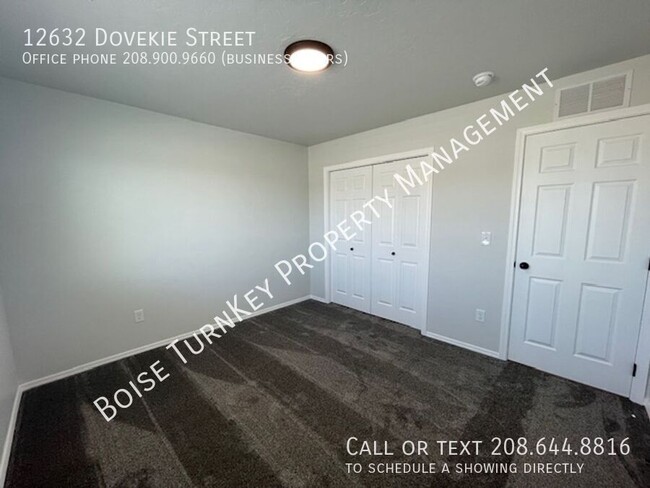 Building Photo - 12632 Dovekie St