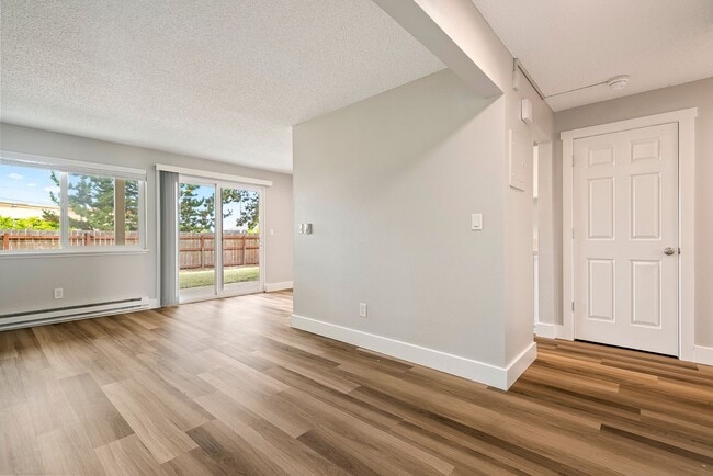 Interior Photo - Unionaire