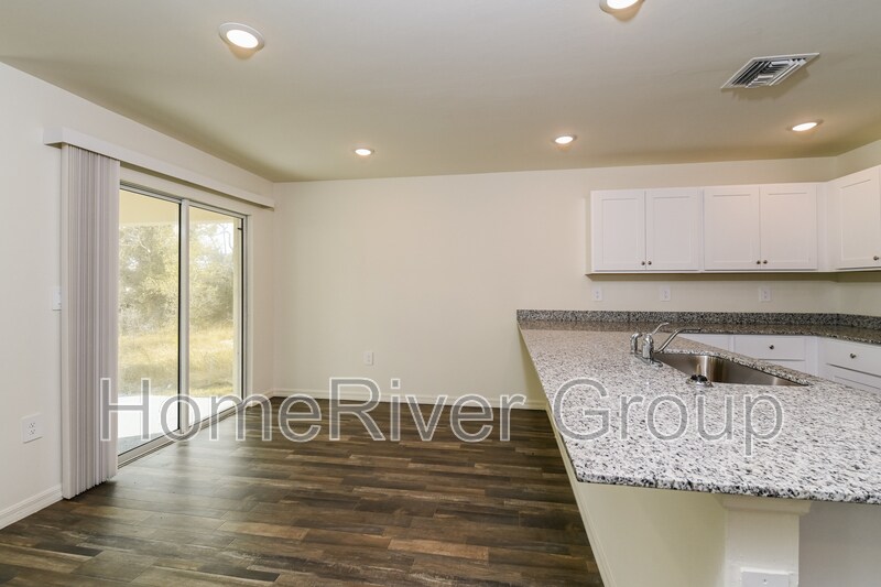 Building Photo - 3702 NW 48th St