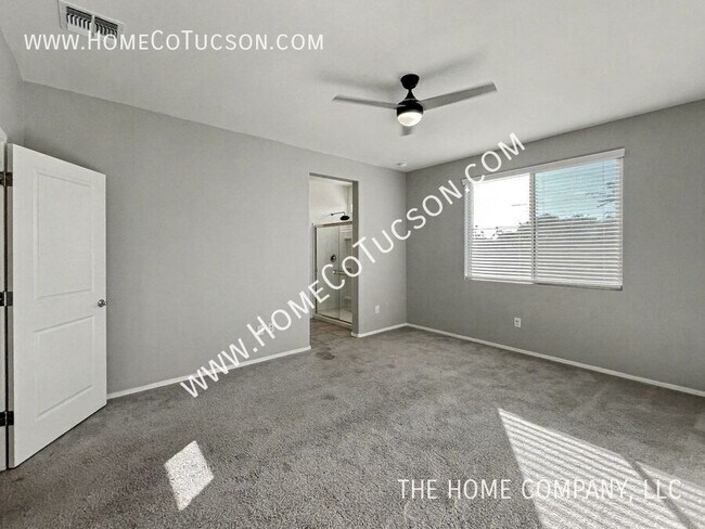 Building Photo - 7140 S Via Gaucho Viejo