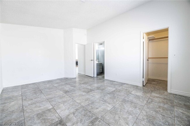 Building Photo - 7420 Lattimore Dr